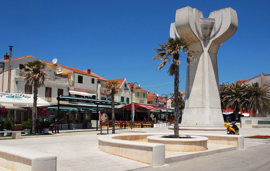 Vodice spomenik